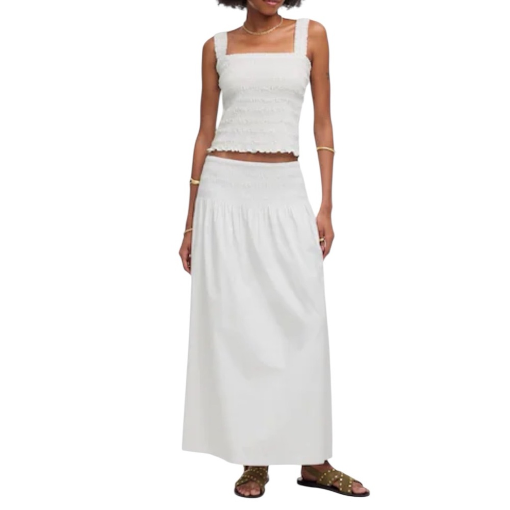 Madewell Poplin Crop Smocked Tank in White - Picture 3 of 8